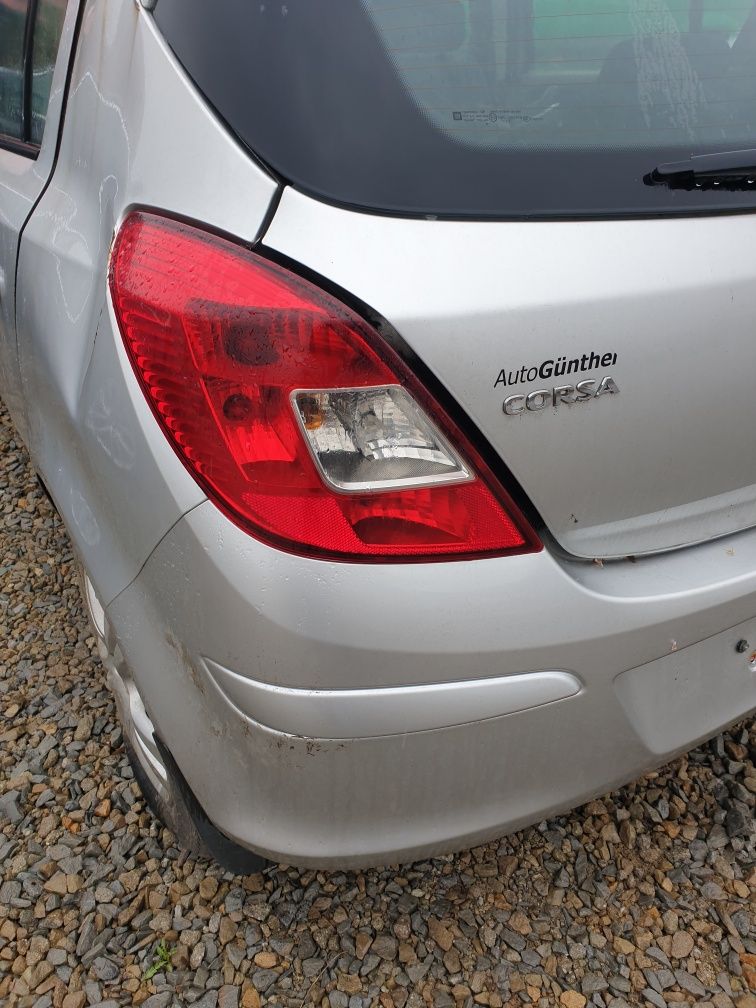 Lampa lewa lewy tył Opel Corsa D 5 drzwi od 2006 do 2014 części