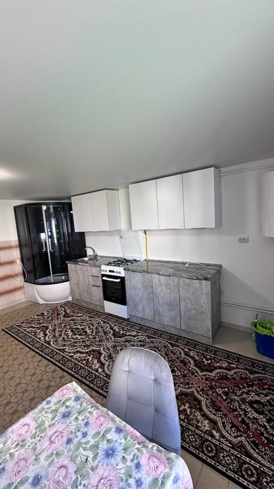 Продається чудовий двоповерховий будинок у мальовничому селі Малинівка