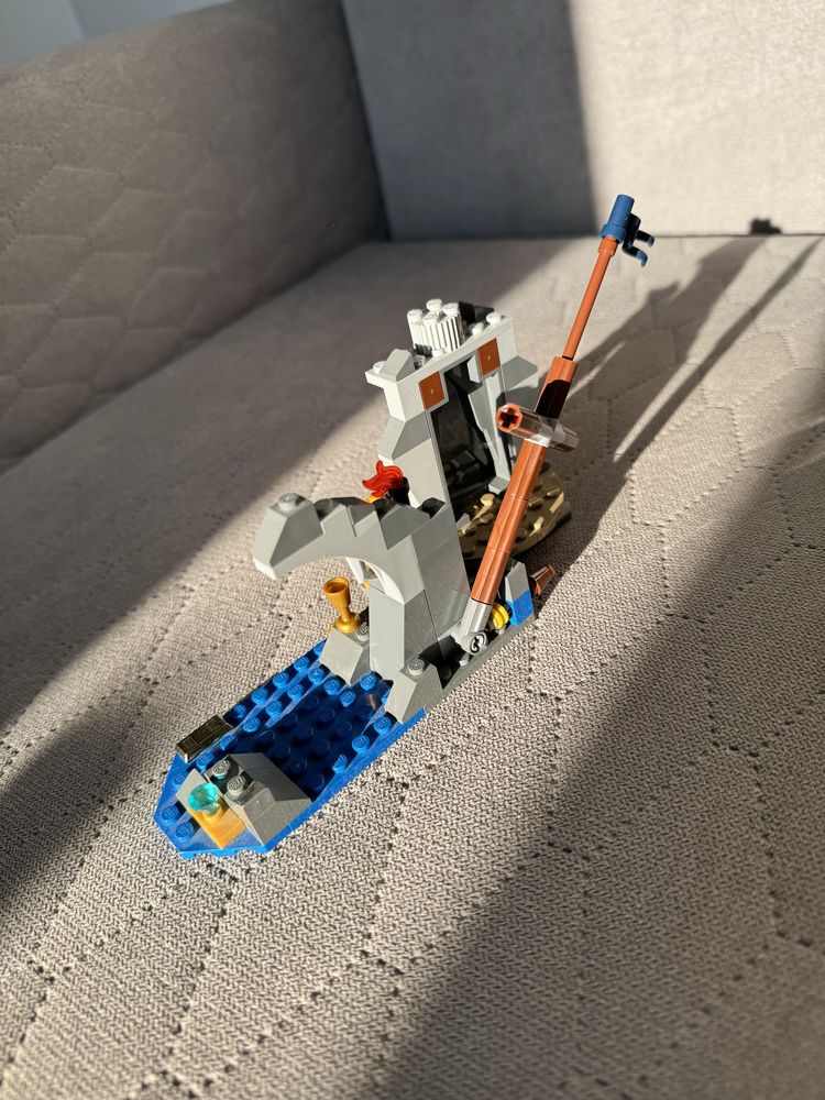 Lego 4181  Pirates of the Caribbean -  Isla De Muerta