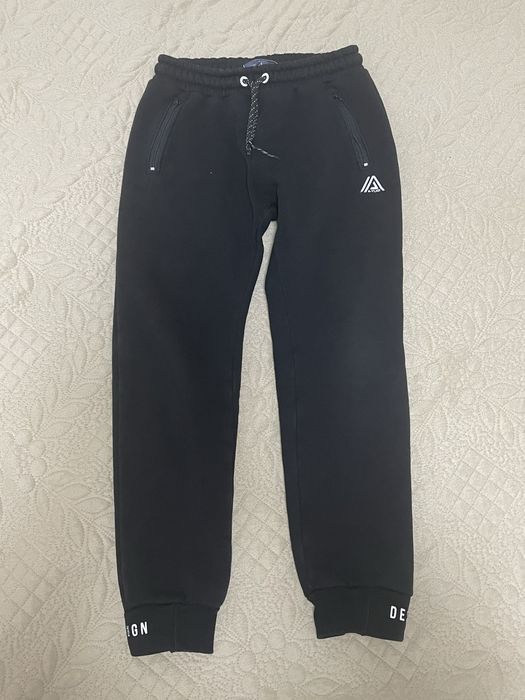 Чорні теплі спортивні штани на флісі 152 туреччина