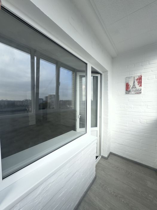 Однокімнатна з капітальним ремонтом. Центр. Вулиця Британська