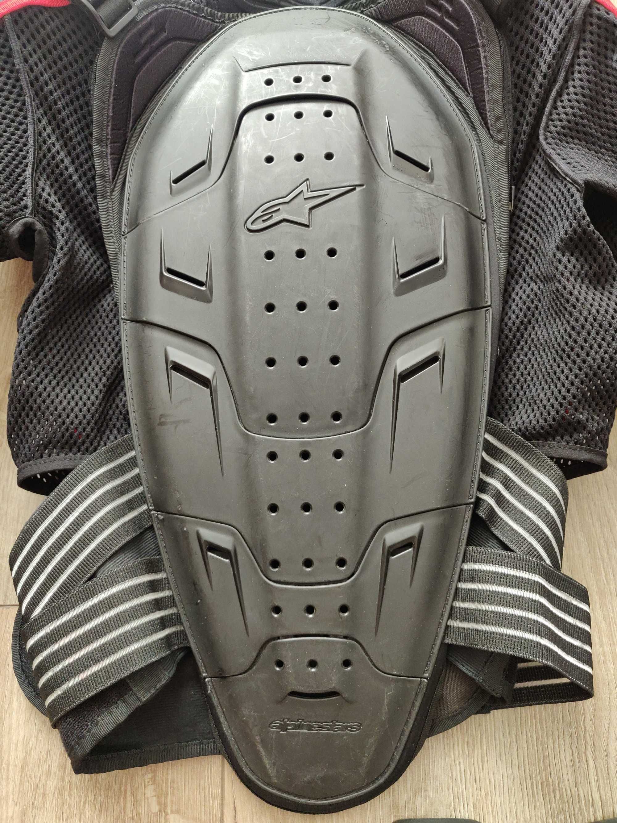 Моточерепаха Аlpinestars XL+ защита: 2 пары плечо + локоть