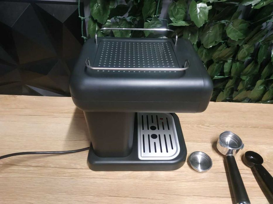 Kolbowy ekspres ciśnieniowy Klarstein Espressionata Evo 950 W #5691
