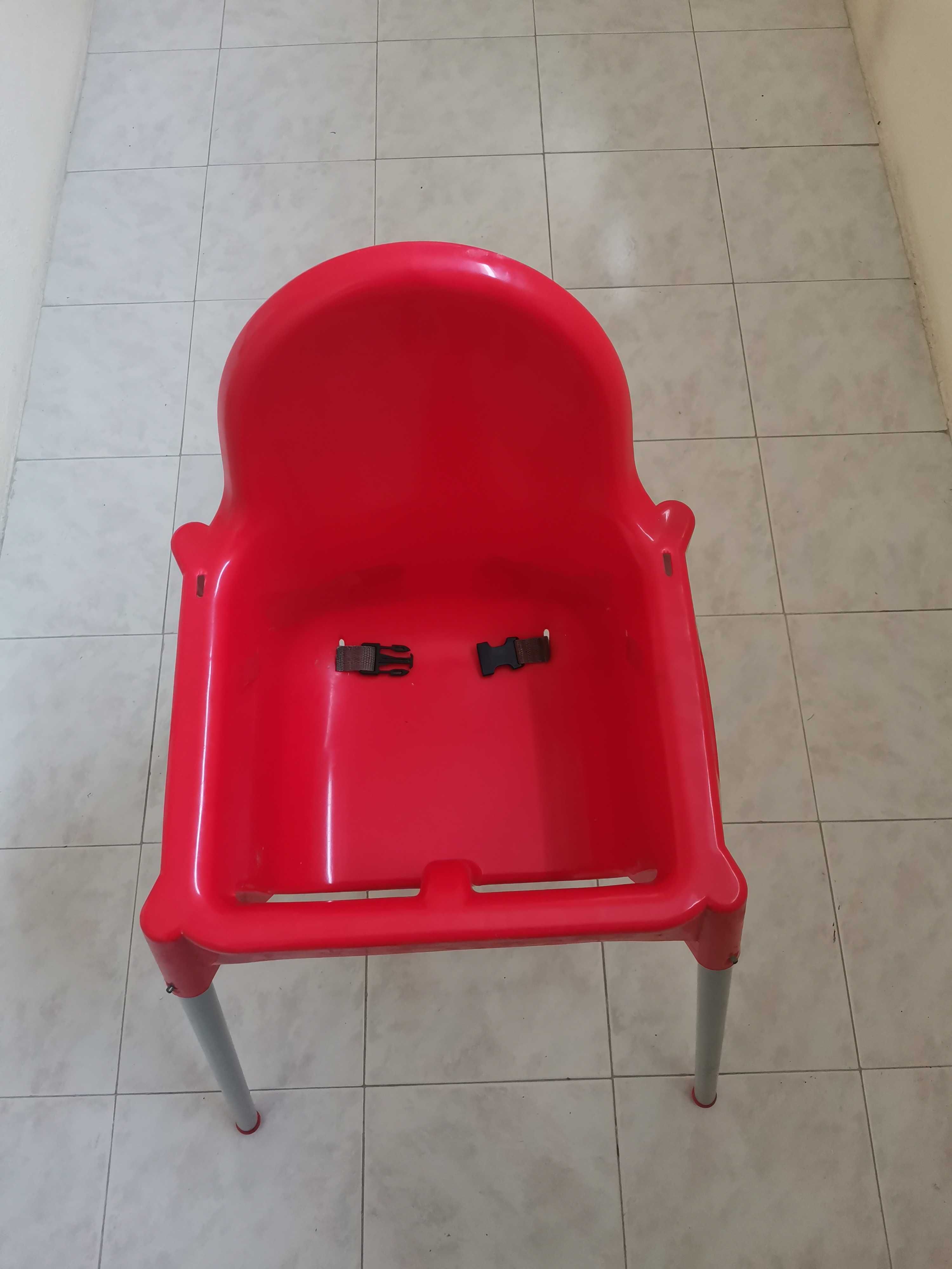 Cadeira alta criança da IKEA modelo ANTILOP