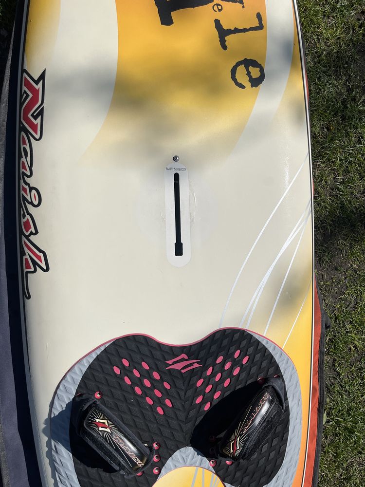 Deska windsurfingowa Naish 114 l, stan dobry/bdb