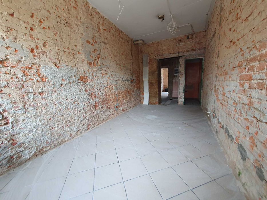 Lokal użytkowy 37 m² – centrum Leśnej – idealny pod usługi!