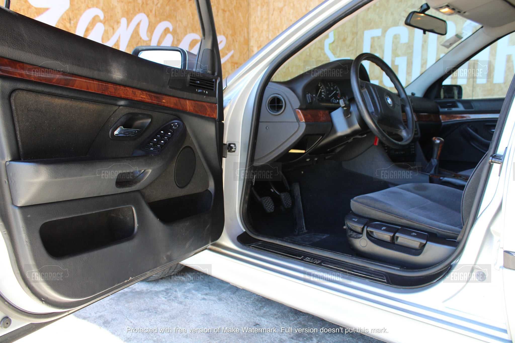 BMW E39 520i_ Para Peças