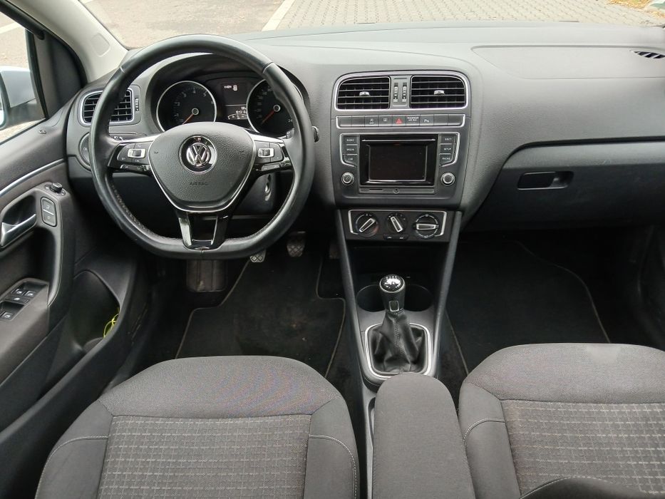 Volkswagen Polo 1.2 TSI 2015 rok 4 cylindry