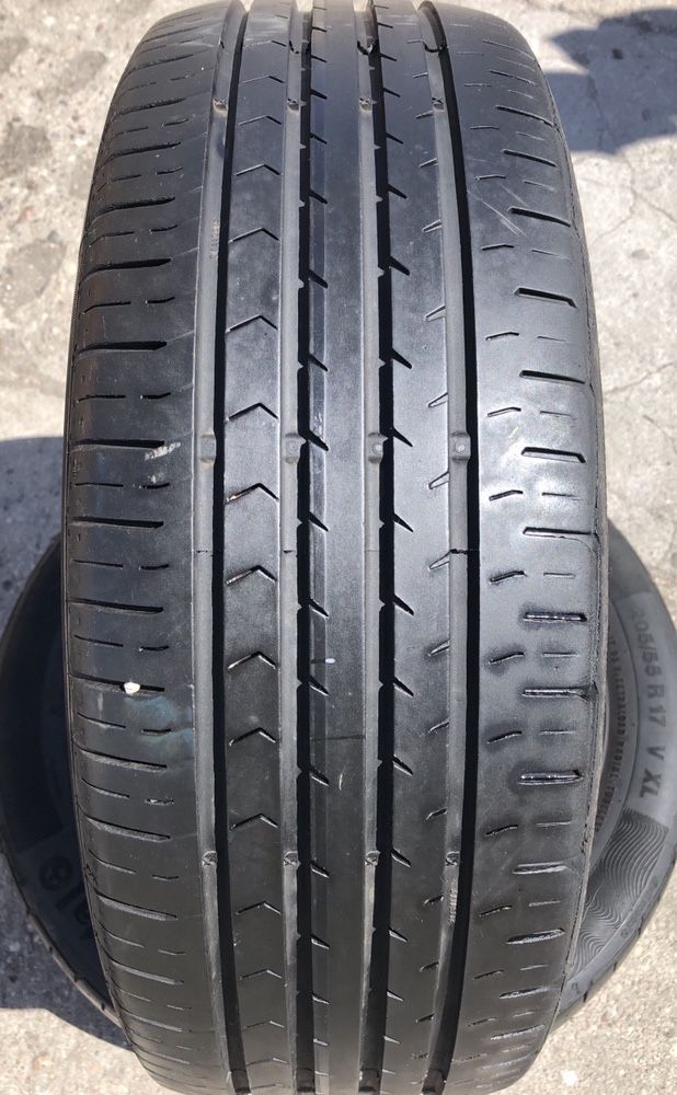 Opony uzywane Continental 205/55r17 95V XL Conti Premium Contact 5 -2s