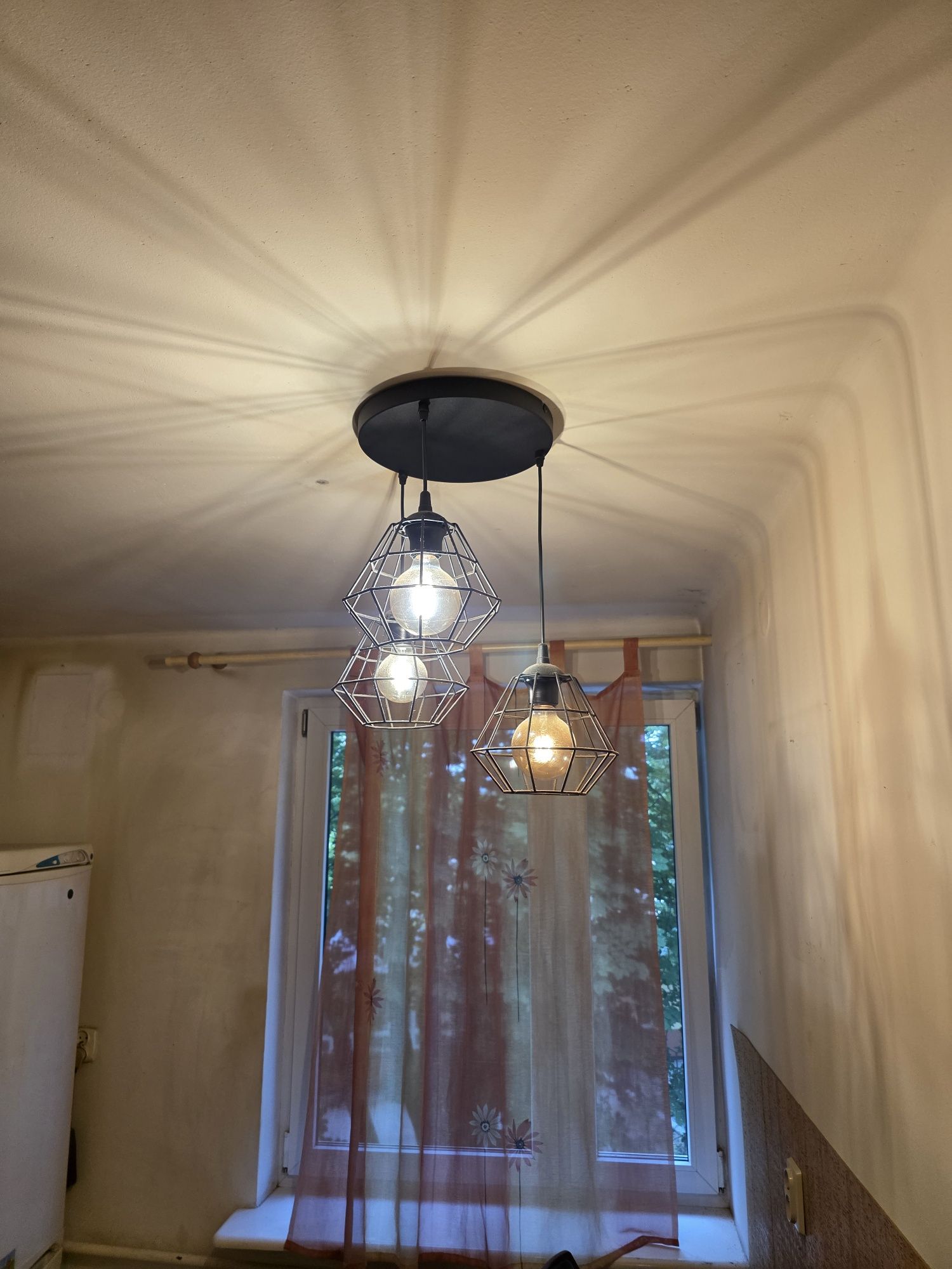 Zestaw lamp sufitowych i ściennych