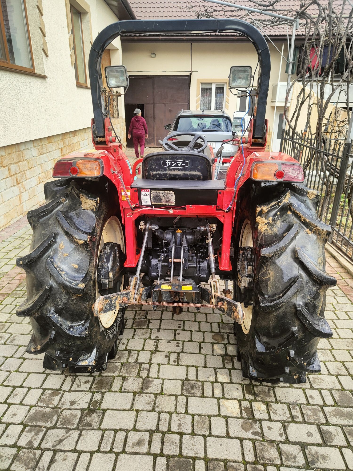 Японський трактор YANMAR AF 333
