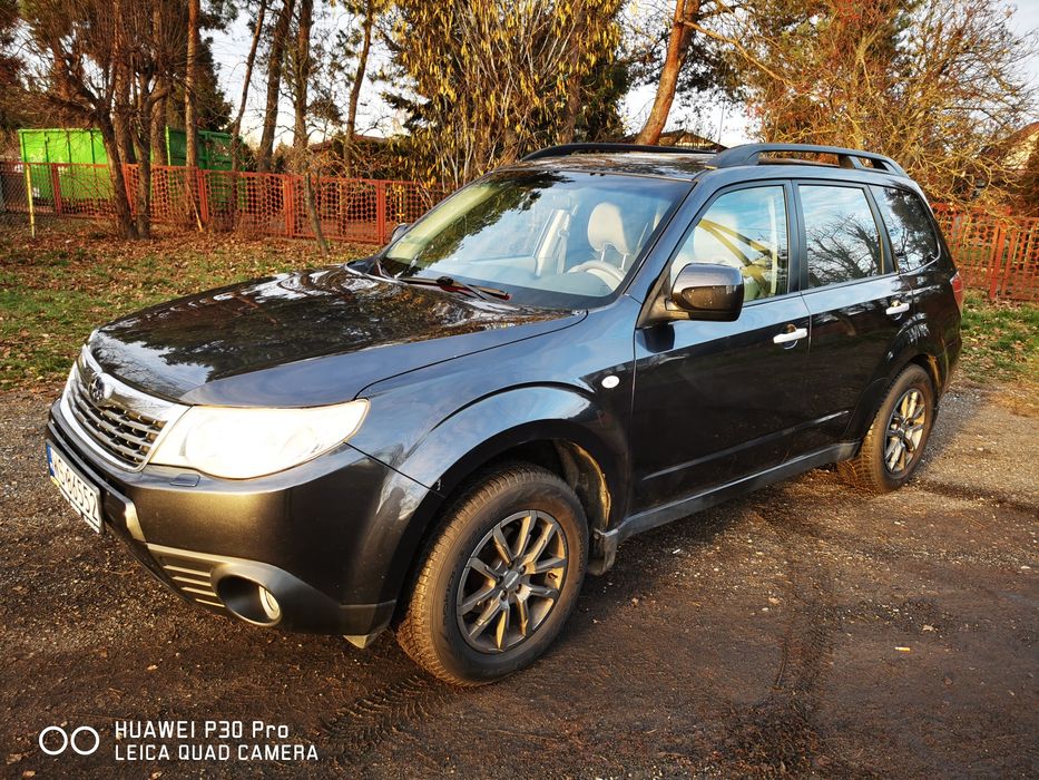 Subaru Forester Benzyna LPG   4x4 bezwypadkowy.