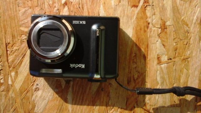 Aparat "Kodak EasyShare Z885 - 8 Mpx, zoom optyczny 5x + cyfrowy