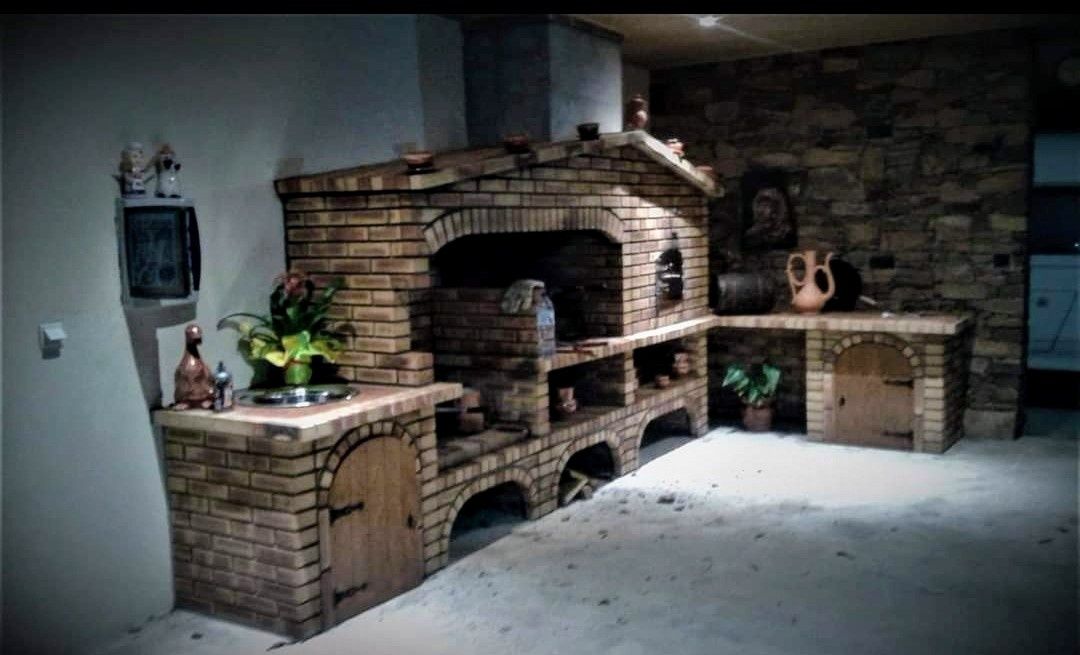 Churrasqueiras  rusticas e linha moderna