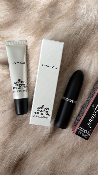 Nowe Zestaw MAC: lip conditioner i matte lipstick