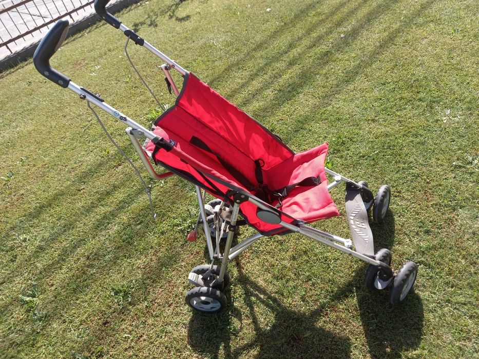 Carrinho de bebé de passeio