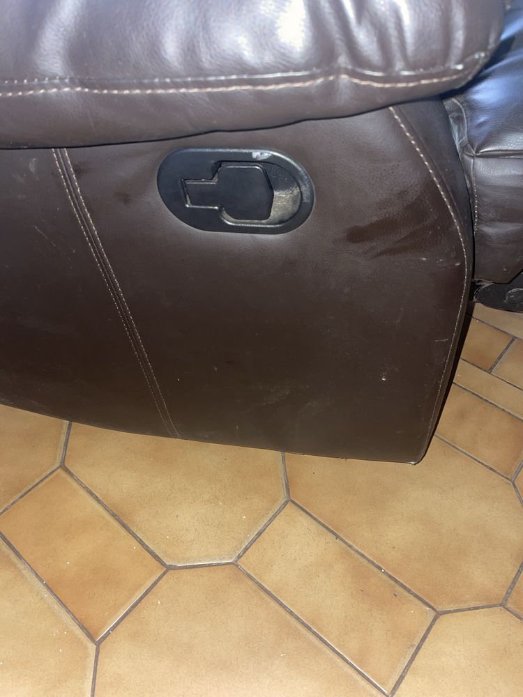 Sofa reclinavel.