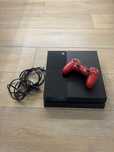 PlayStation 4 + pad