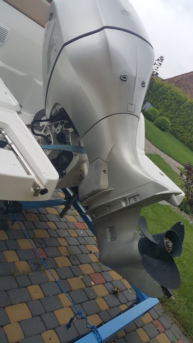 Sprzedam silnik zaburtowy Honda bf200