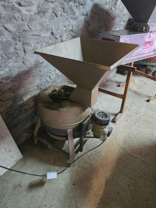 Moinho de milho eletrico