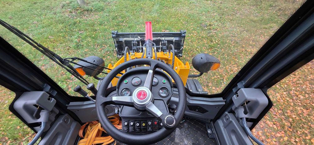 Koparko- ładowarka przegubową, minikoparka, akcesoria, klima, nowe OC