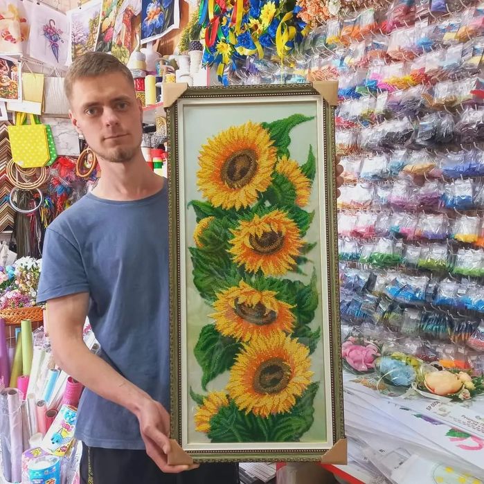 Картини вишиті бісером