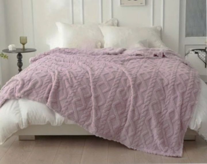 Плед 180x200 см сиреневый покрывало плюшевое двухспальное