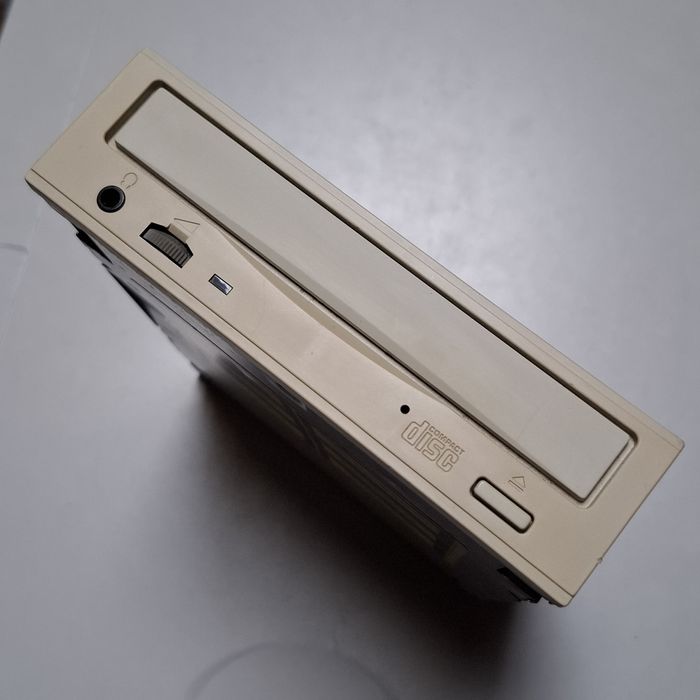 Napęd cd-rom MATSUSHITA CR-587-B IDE/ATA retro pc