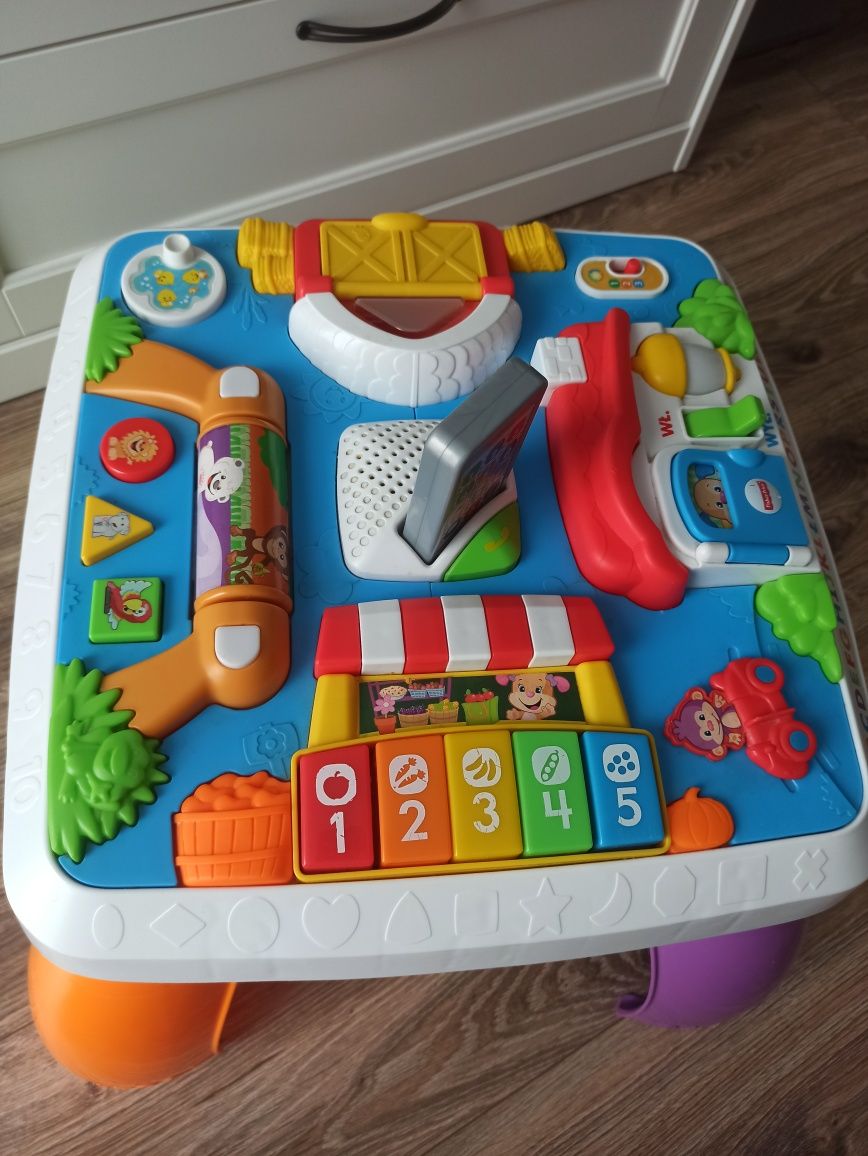 Stolik interaktywny Fisher Price