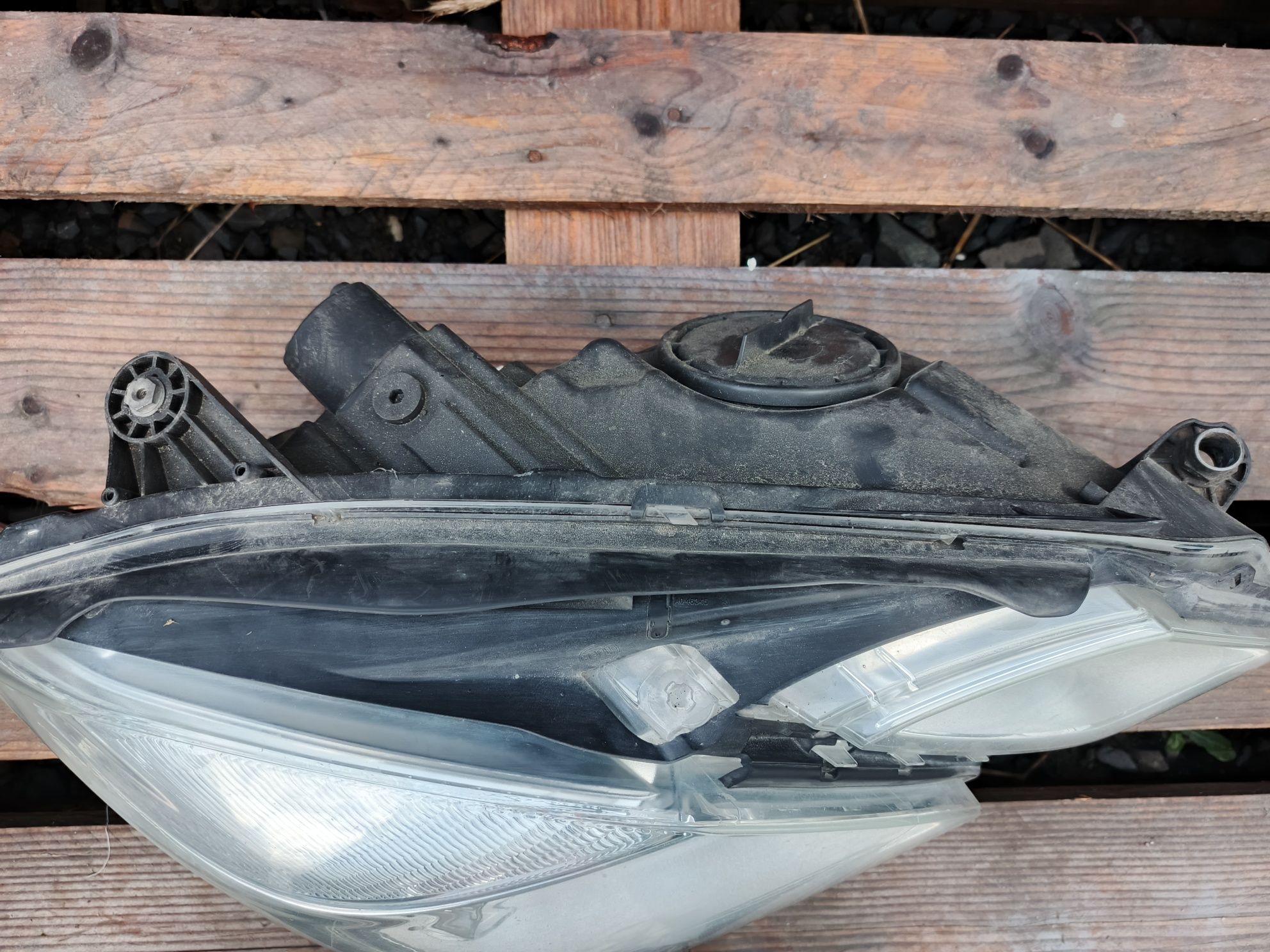 Mercedes w212 Xenon lampa