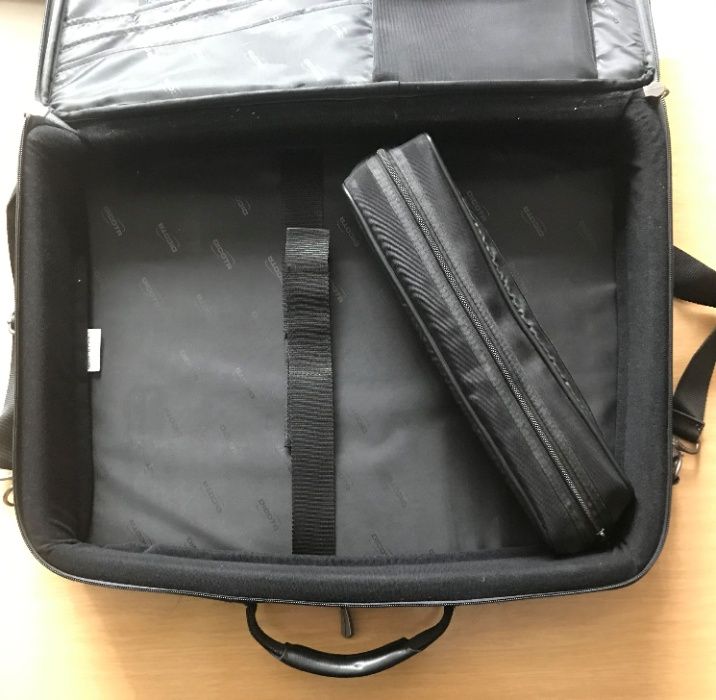 Torba na laptopa notebooka Dicota Multi Giant - do 20"