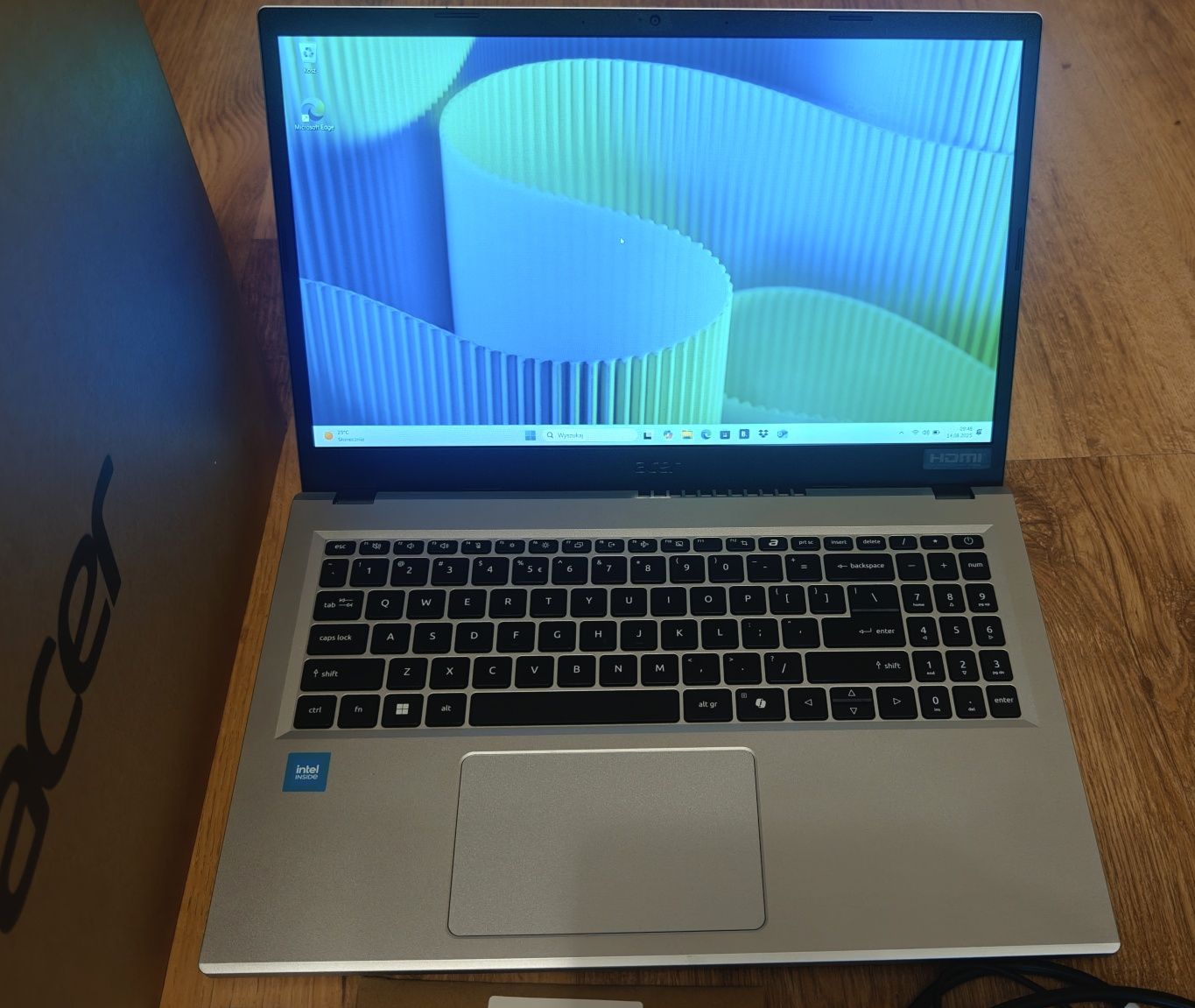 Laptop Acer Extensa 15 8gb ddr5 256gb ssd roczny, 12m gwarancji