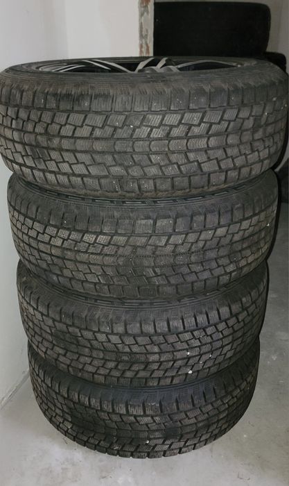 Шини hankook nordik is 235/60 r18
