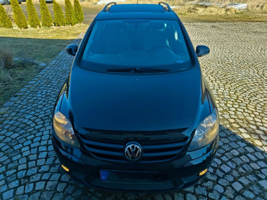 Volkswagen Golf Plus TOUR 1.6benz 6bieg climatr ele alu ciemne szyby SERWIS 2kpl kol