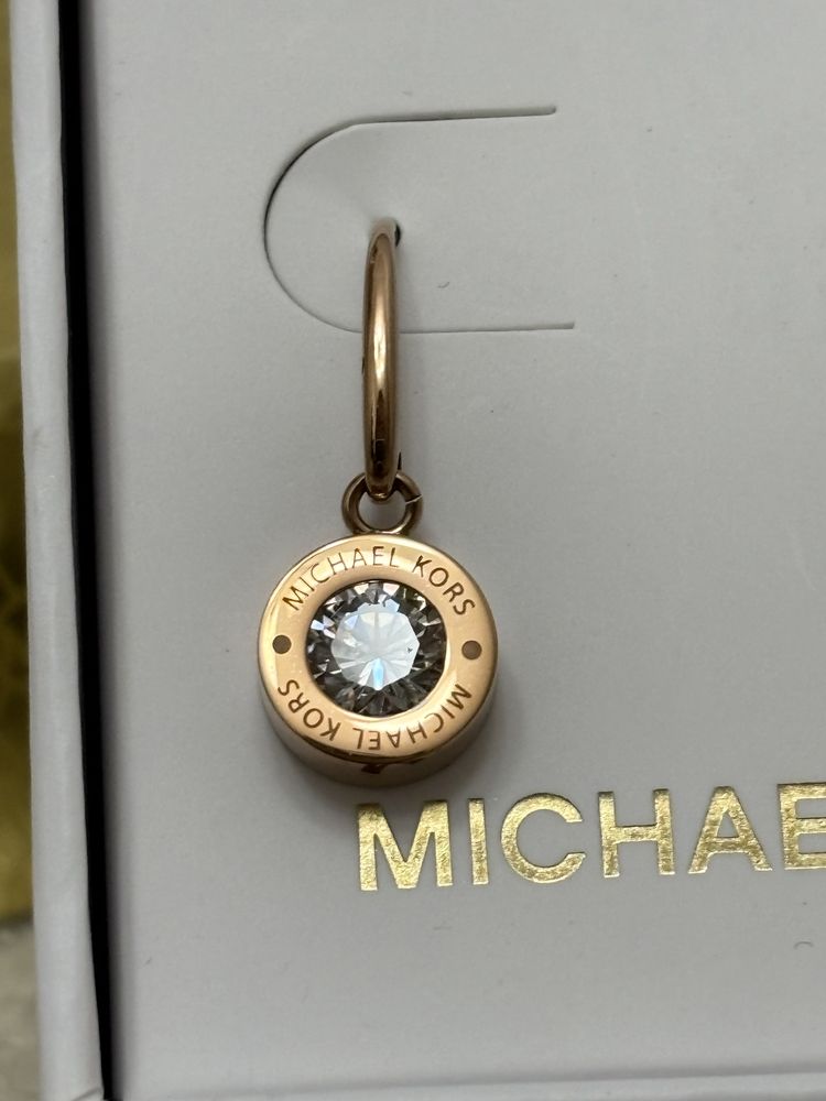 Nowe kolczyki Michael Kors