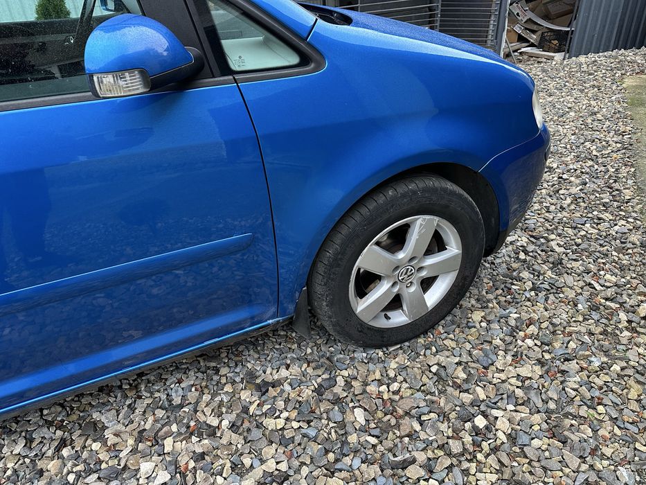 Продам сімейне авто.вкладень не потребує.