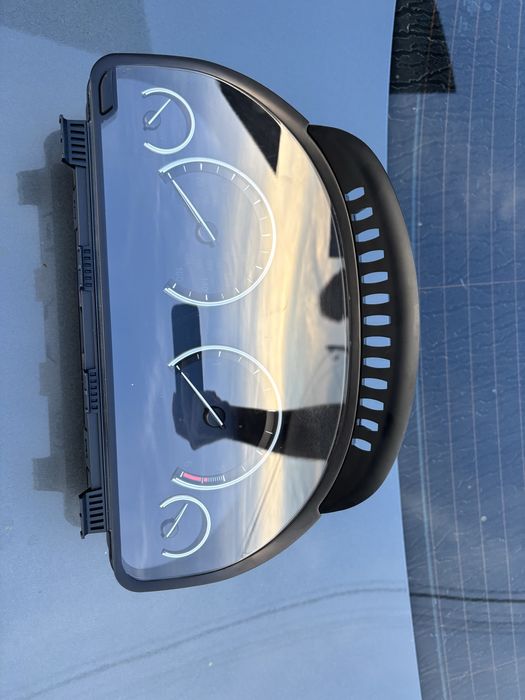 Bmw f10 розширина приборка 173884-10