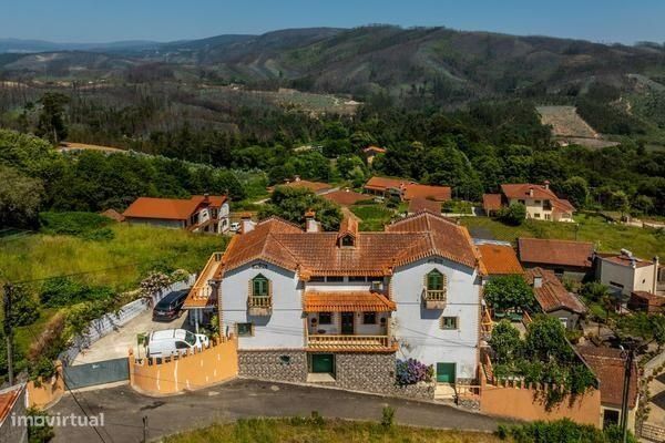 Moradia T5 em Ferreiros Palmaz Oliveira de Azemeis com licença AL15003