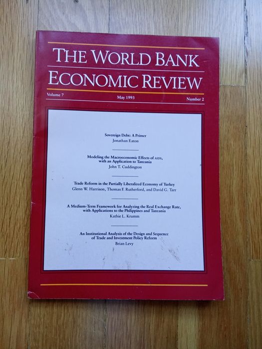 The World Bank Economic Review
