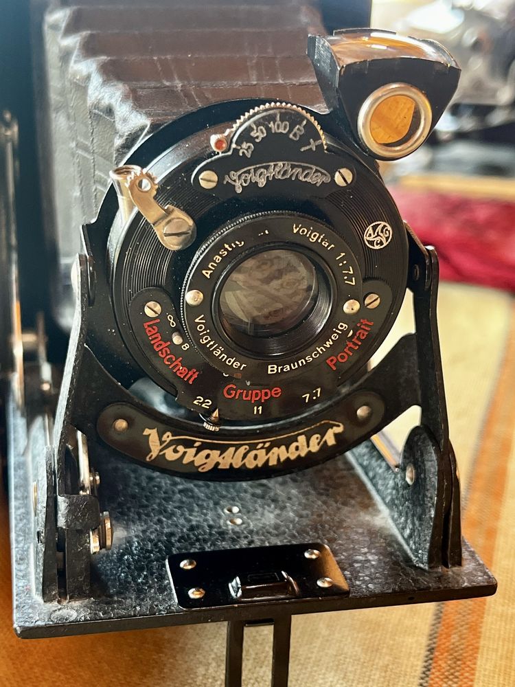 Antiga maquina fotografica fole Voigtländer