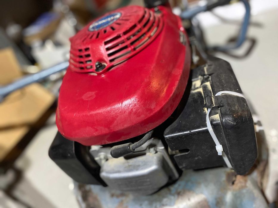 Silnik kosiarka HONDA HRG465C2  2,9kW, kosz na trawę i inne części
