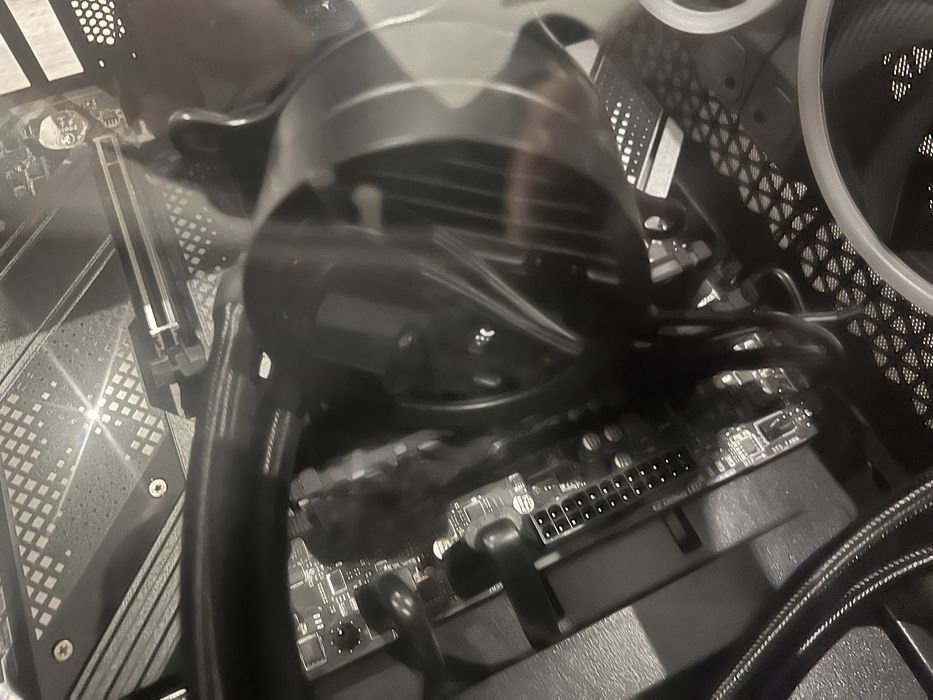 Sprzedam pozostałości, z690 msi edge wifi ddr4 32gb 3600mhz, nzxt 360