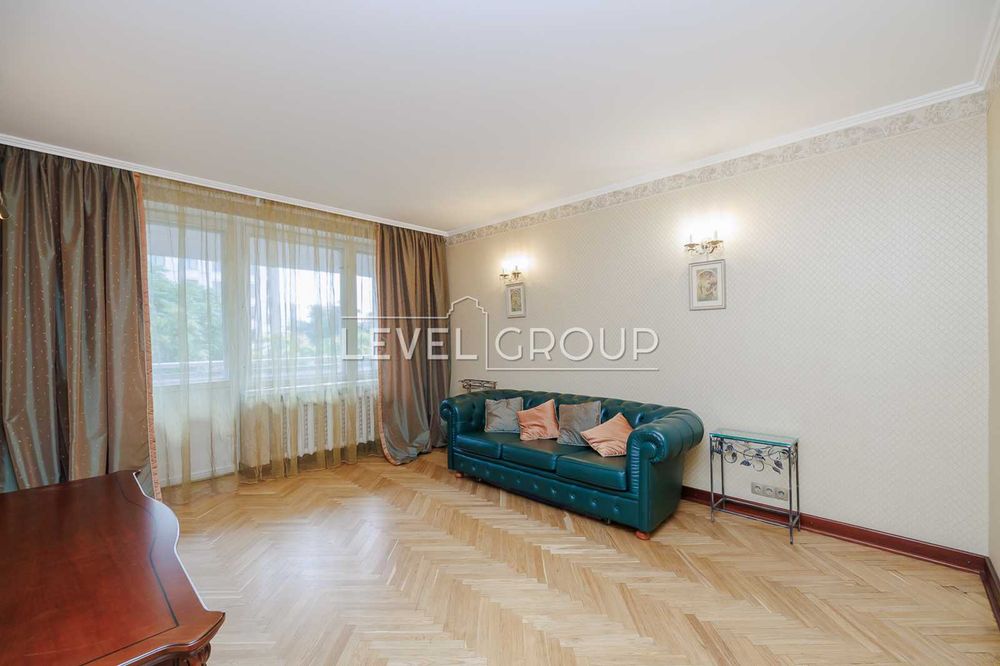 Оренда просторої на вул. Тарасівська, 21, Голосіївський р-н.