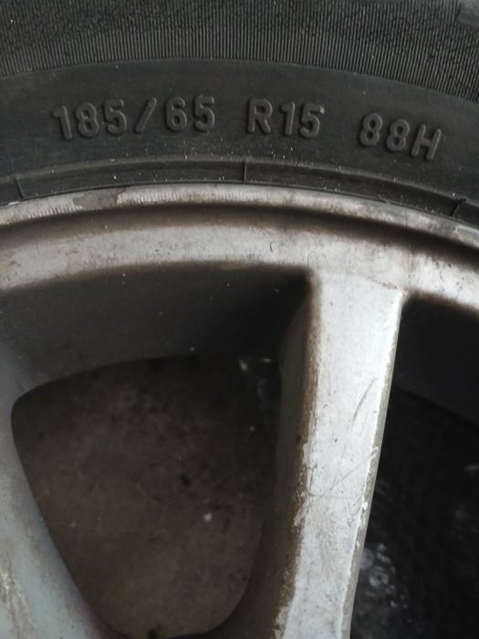 Volvo V40 koła alufelgi R15