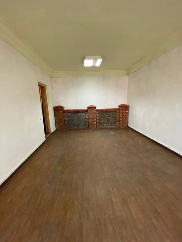 Продам 3к квартиру в центрі