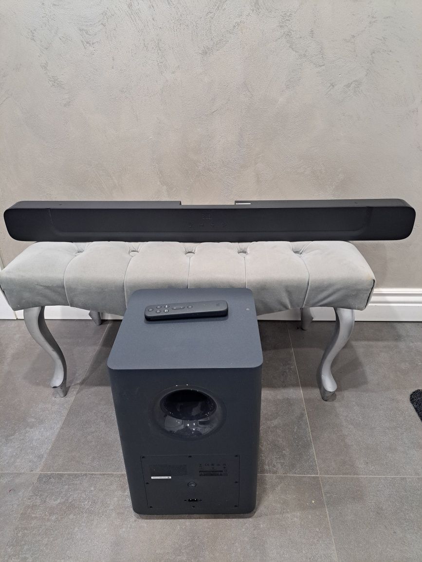 Soundbar JBL głośnik i tuba