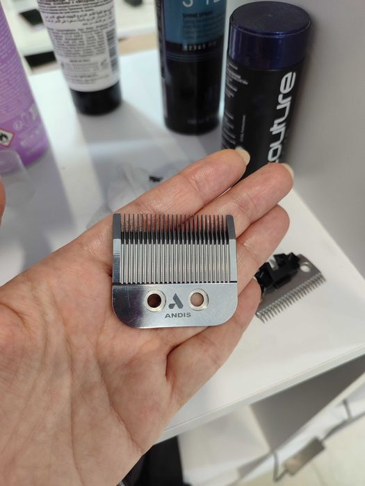 Продам ножі на машинку для стрижки Andis master cordless