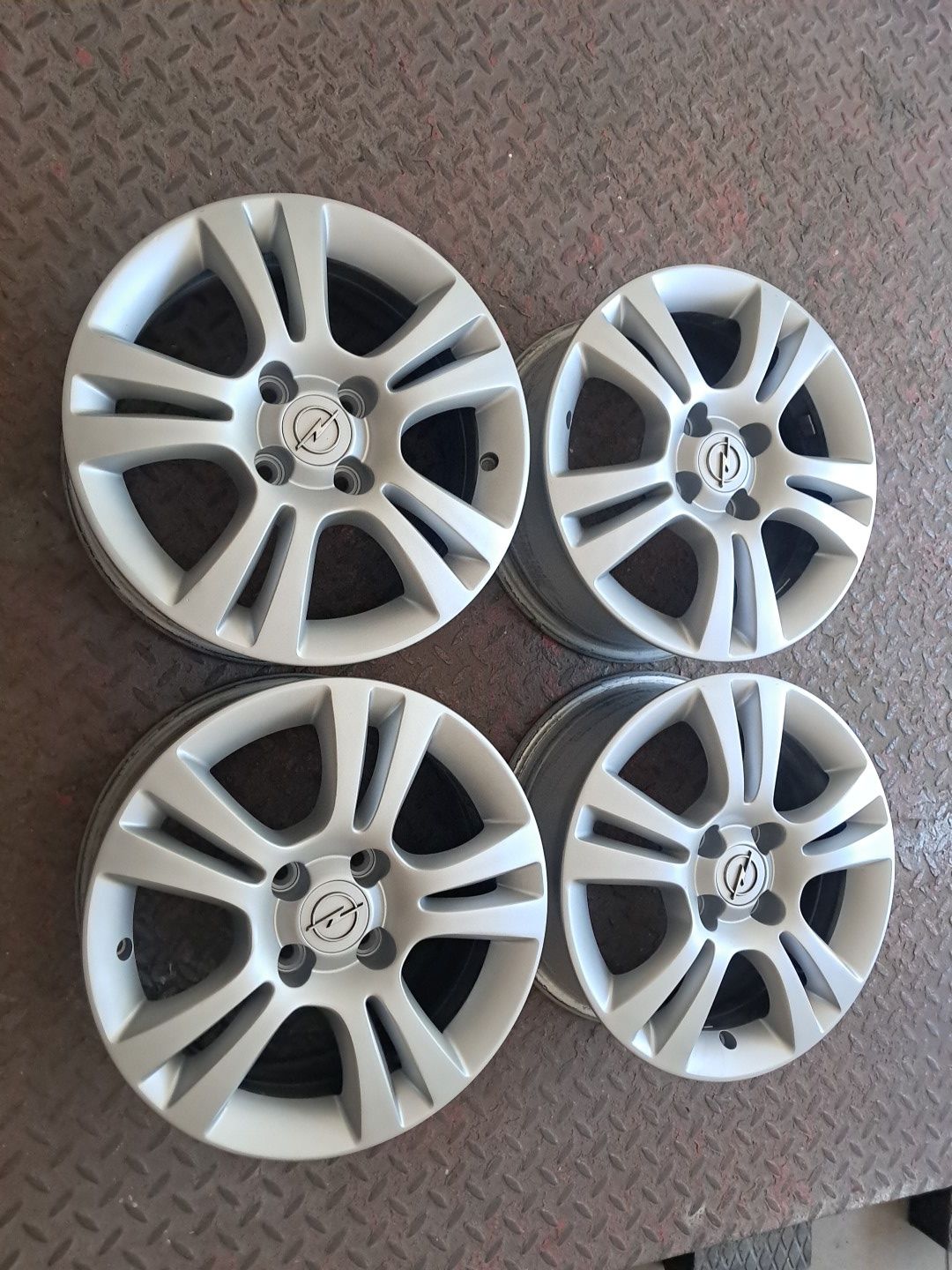 Alufelgi 15 4x100 Opel Corsa C D Astra H