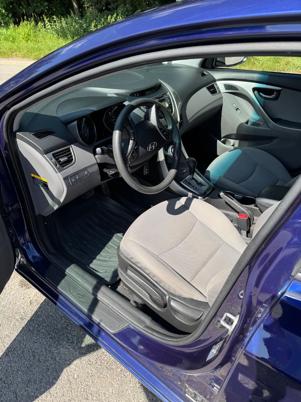 Hyundai Elantra Hyundai Elantra 2013r. 1.8 benzyna, automat niski przebieg