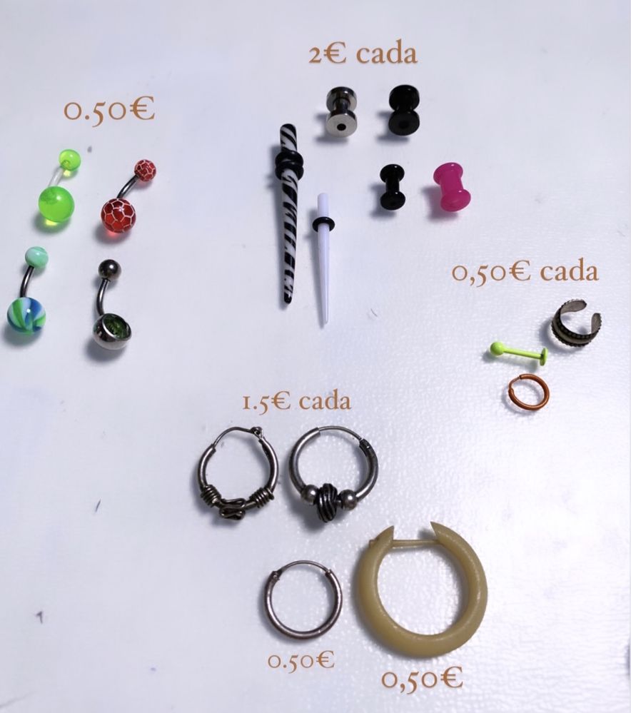 Bijuteria: colares, aneis, pulseiras e brincos